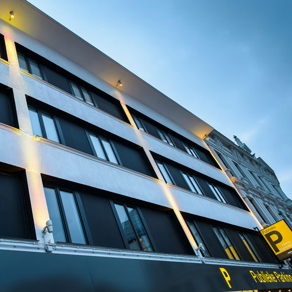 cammerpoorte-projet-bac-architects-rénovation-façade-hôtel-parking-led-philips-lighting-anvers
